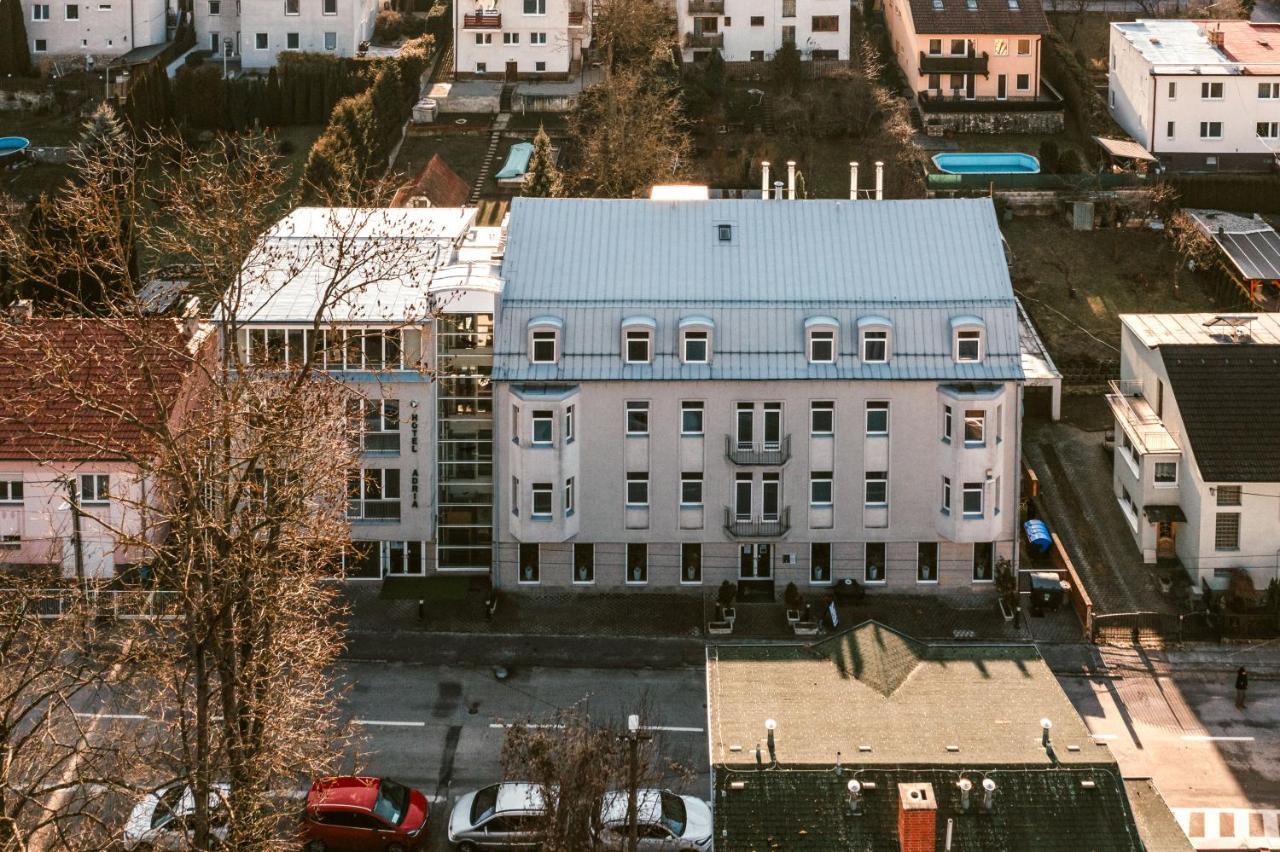 Hotel Adria Nová Dubnica Exterior foto